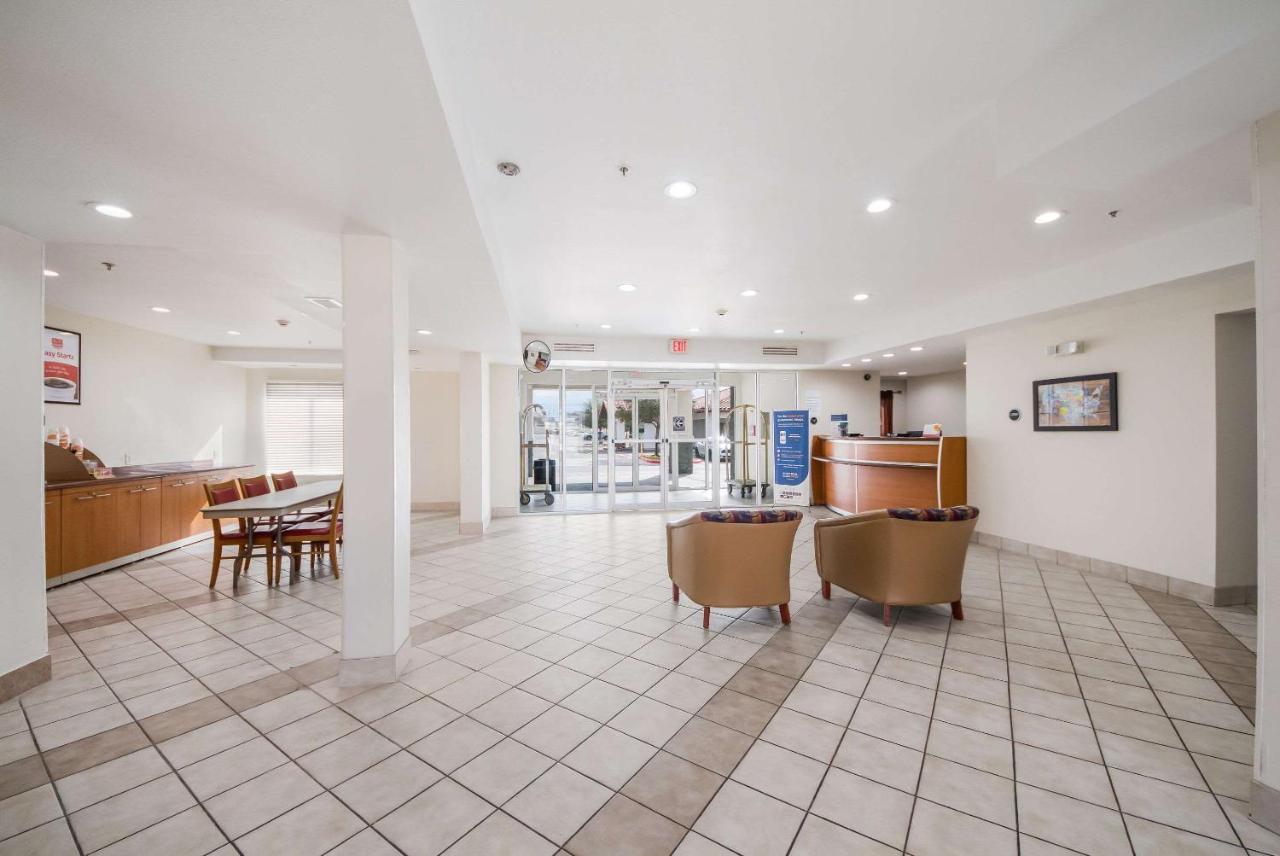 Econo Lodge Laredo Ngoại thất bức ảnh