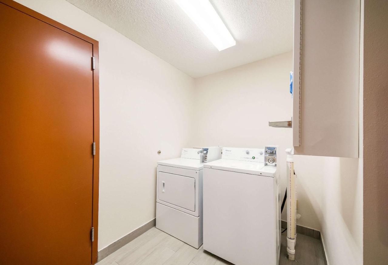 Econo Lodge Laredo Ngoại thất bức ảnh