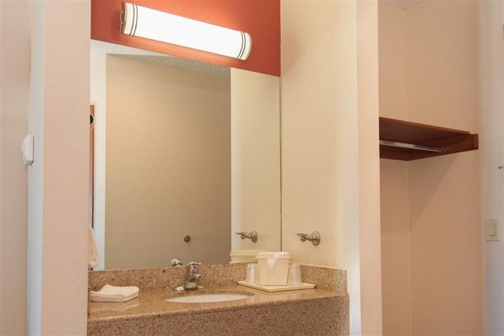Econo Lodge Laredo Ngoại thất bức ảnh